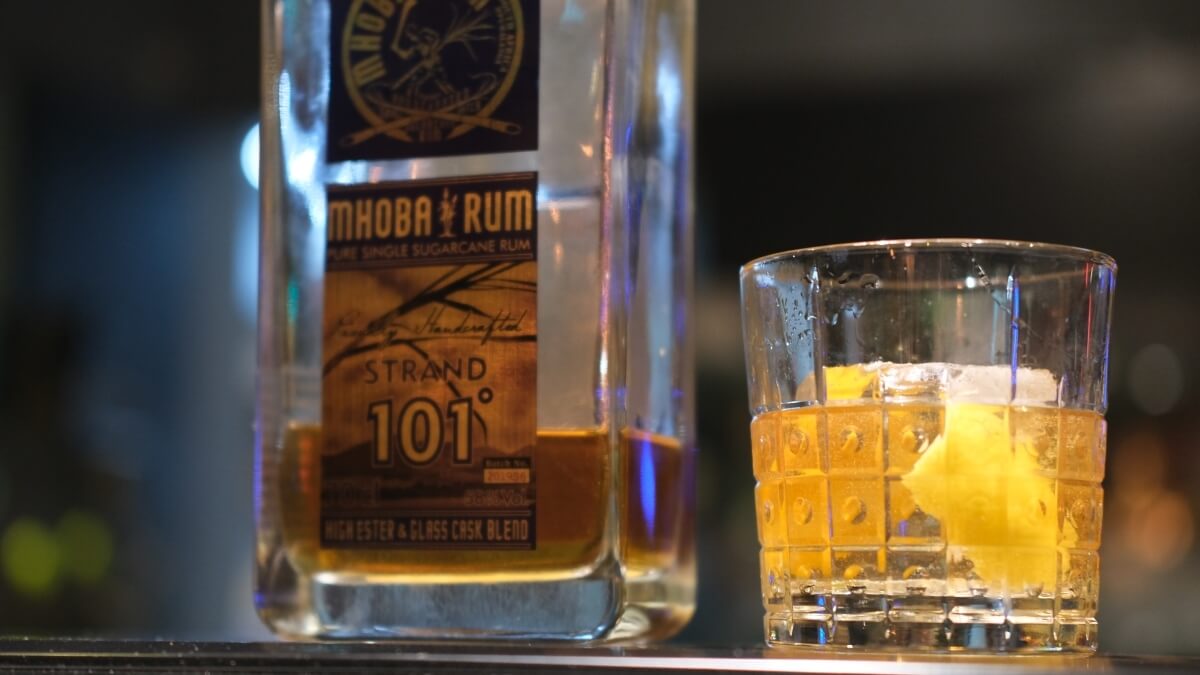 Ole rum bar rum old fashioned