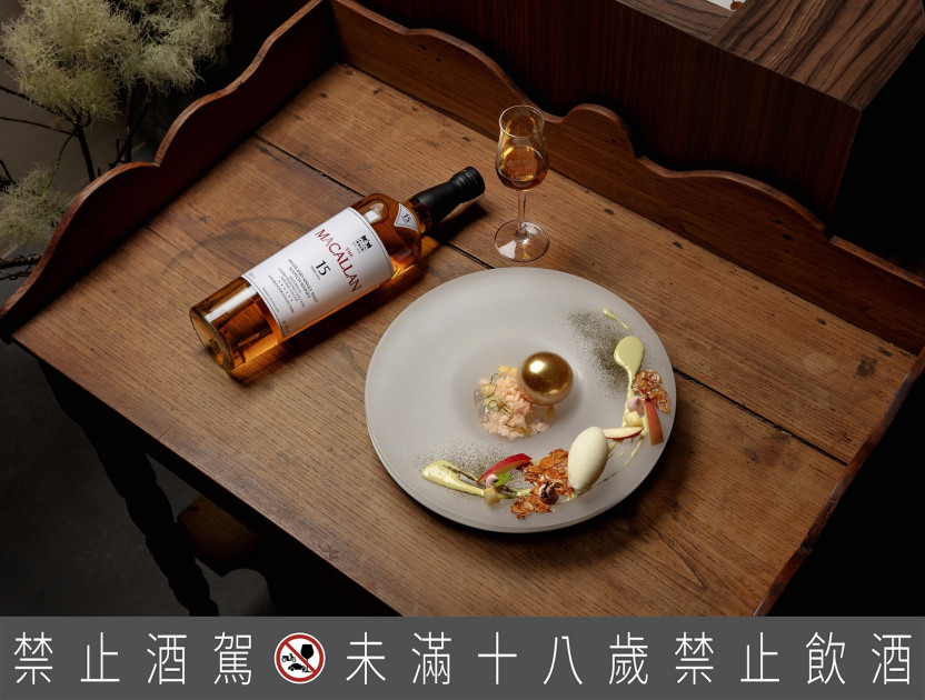 台南「啢啢餐桌」甜點主廚Sherry承襲盤式甜點作為壓軸的精神，拓展甜點套餐的多樣觀點。