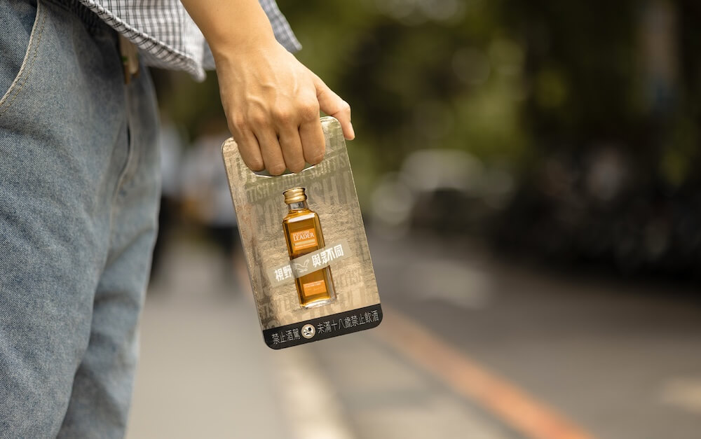 002-仕高利達x臺虎_聯名贈品「我等你好酒」