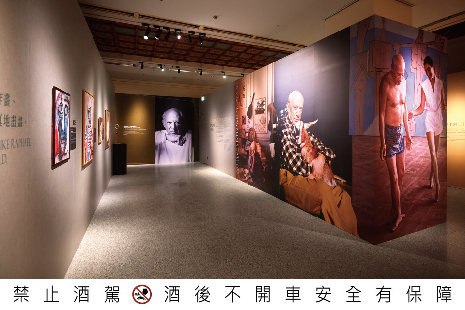 由 SPEY 獨家呈獻,《永恆畢卡索》以光影與聲響層層剝開大師創作靈魂,觀眾在展區中行走,追隨色彩與節奏,體驗藍色與粉紅時期的流動情感、立體派的視覺革命,以及 360 度《格爾尼卡》重現的人性吶喊。
