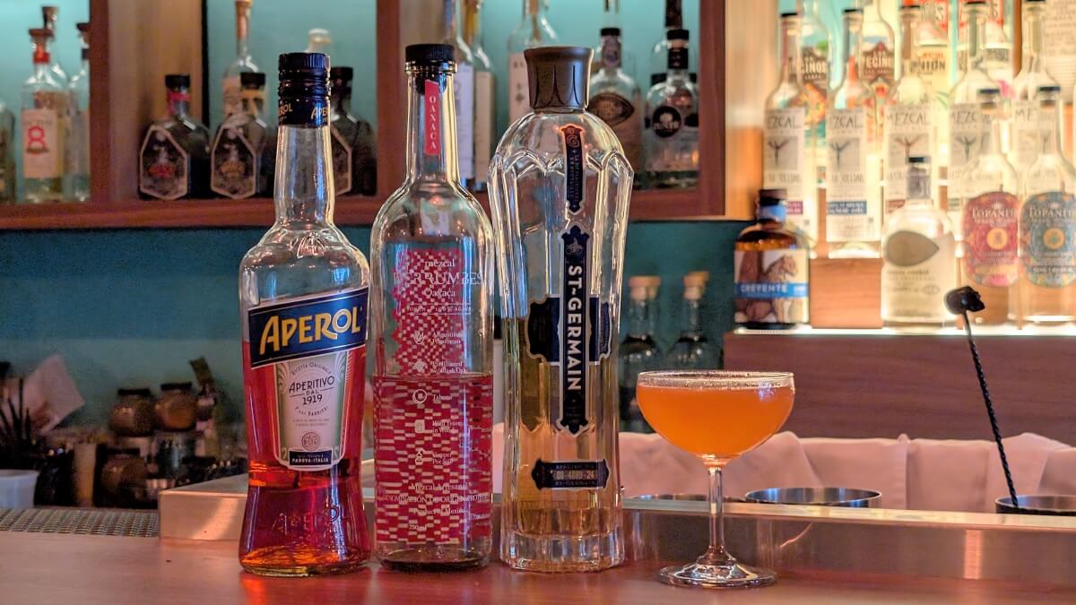 Naked-in-the-Rain-材料