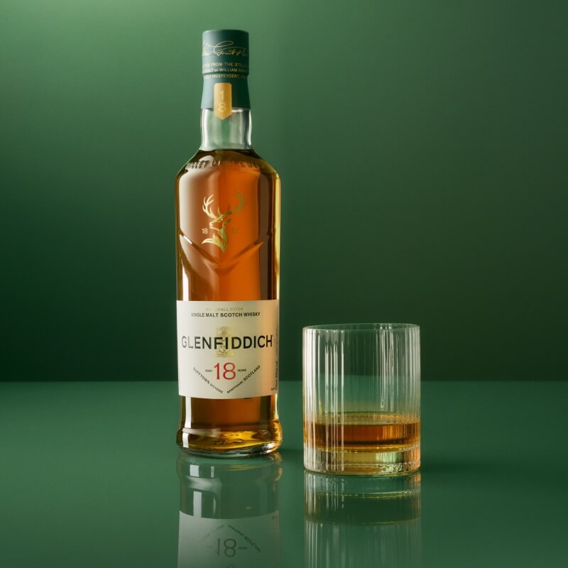 格蘭菲迪18年單一麥芽威士忌 Glenfiddich 18 Year Old Single Malt Whisky